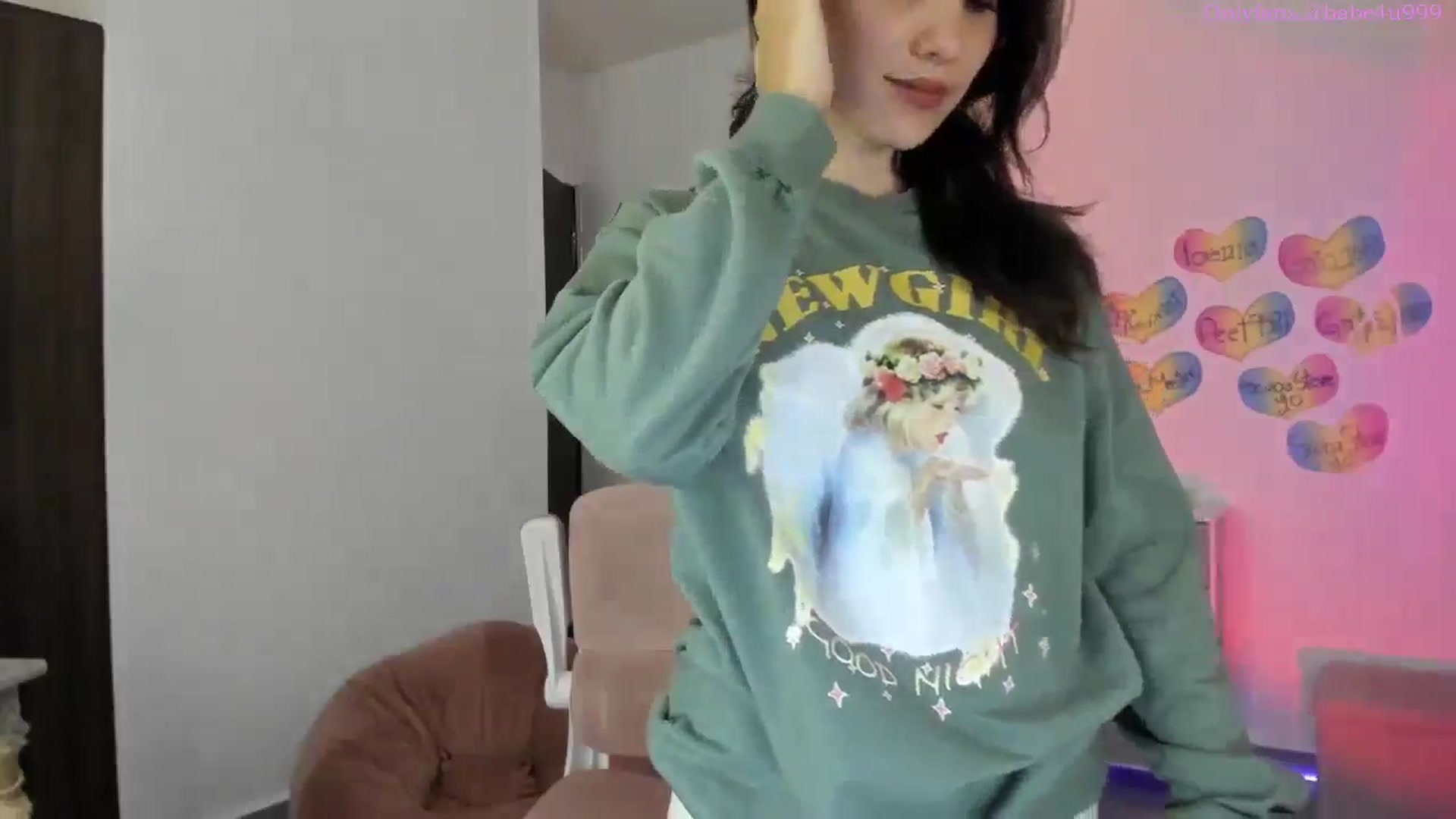 Gallery image thumbnail from MiauuB's myfreecams stream on, 11/09/2025, 24:22 image 9 of 20