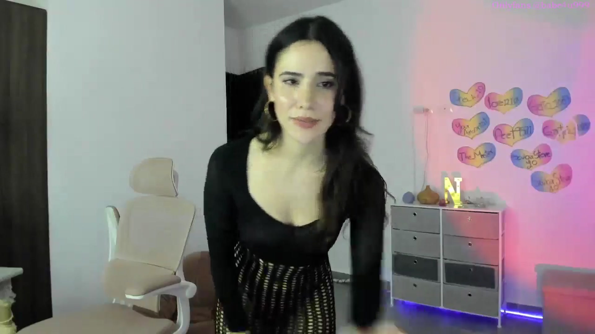 Gallery image thumbnail from MiauuB's myfreecams stream on, 11/09/2025, 04:28 image 14 of 20
