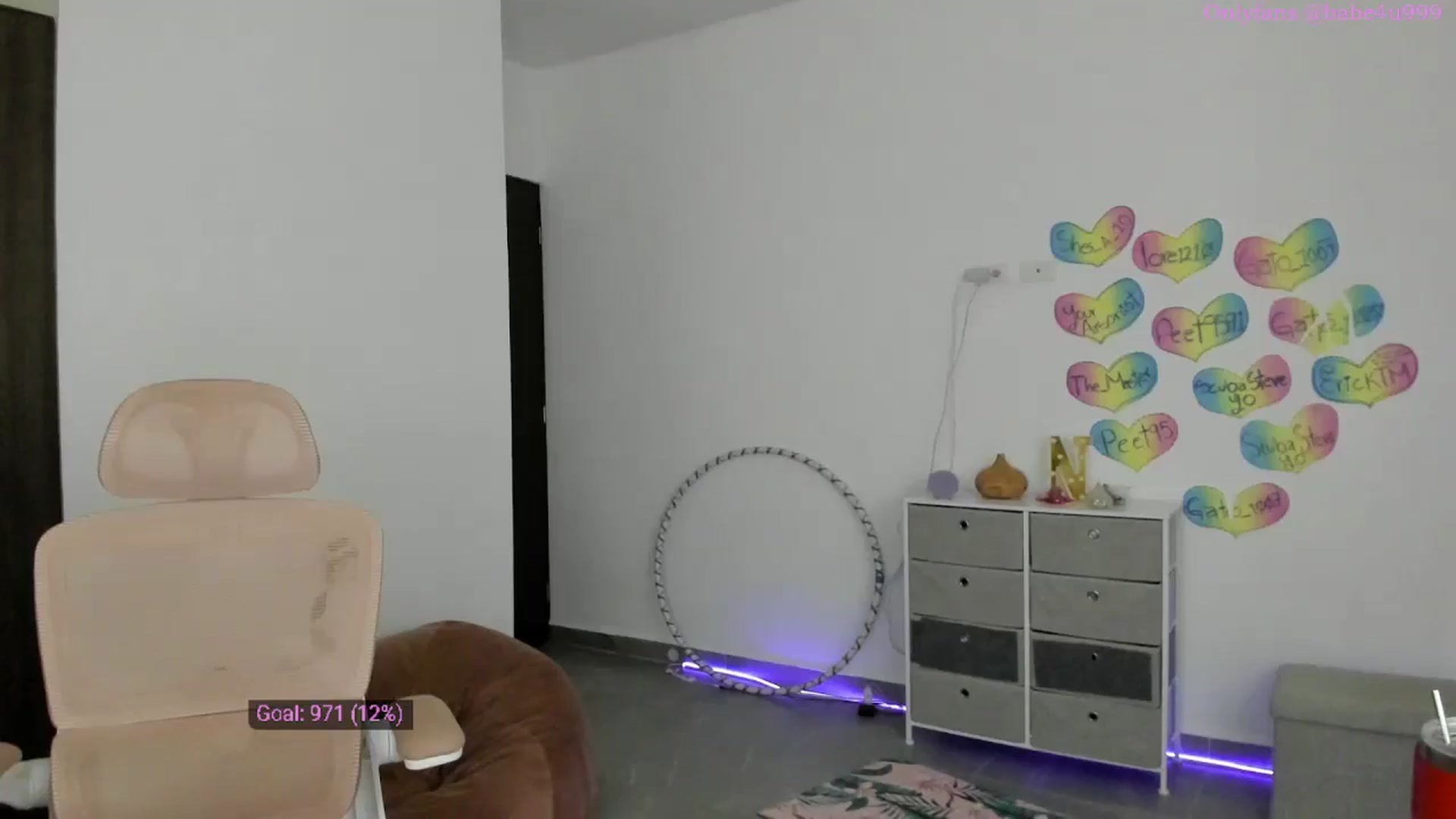 Gallery image thumbnail from MiauuB's myfreecams stream on, 11/25/2025, 09:10 image 14 of 20