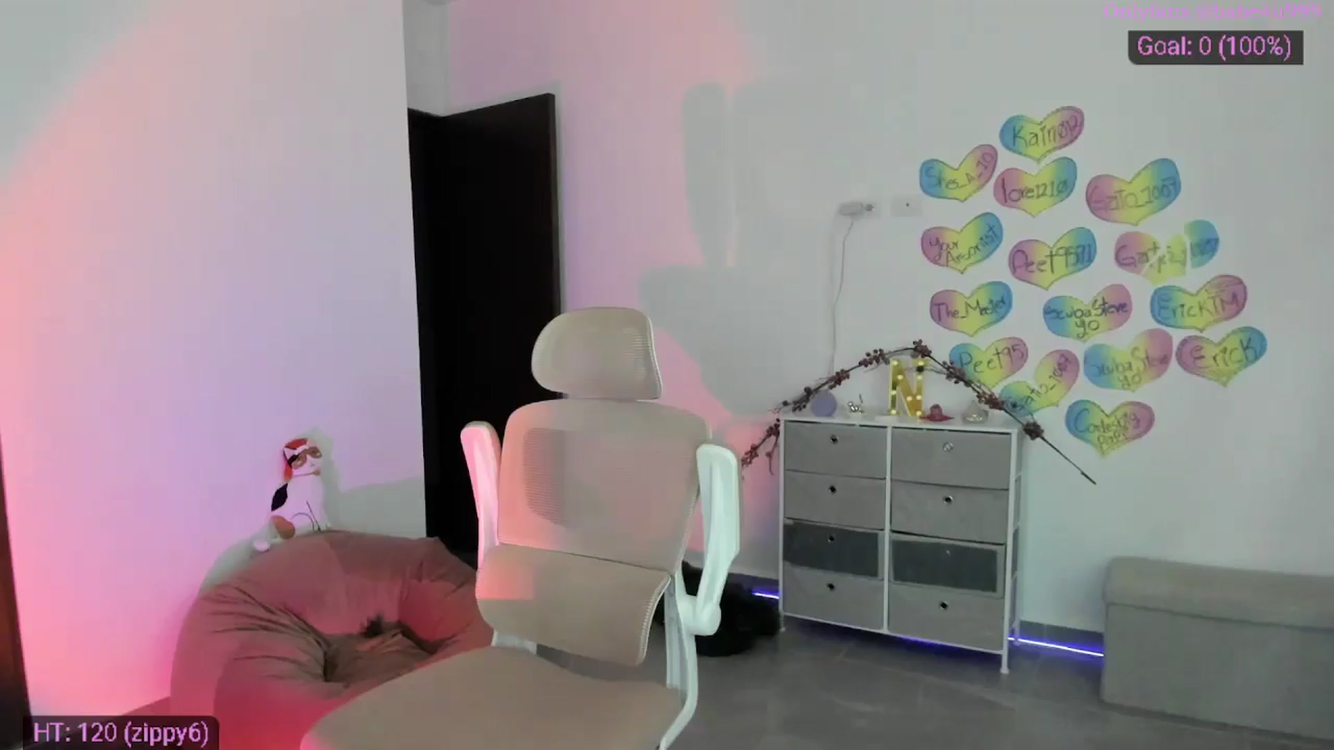 Gallery image thumbnail from MiauuB's myfreecams stream on, 12/02/2025, 02:06 image 10 of 20