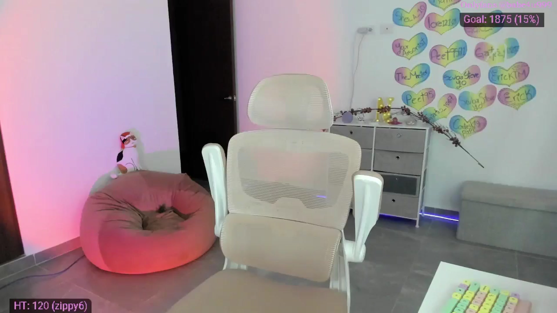 Gallery image thumbnail from MiauuB's myfreecams stream on, 12/02/2025, 02:06 image 16 of 20