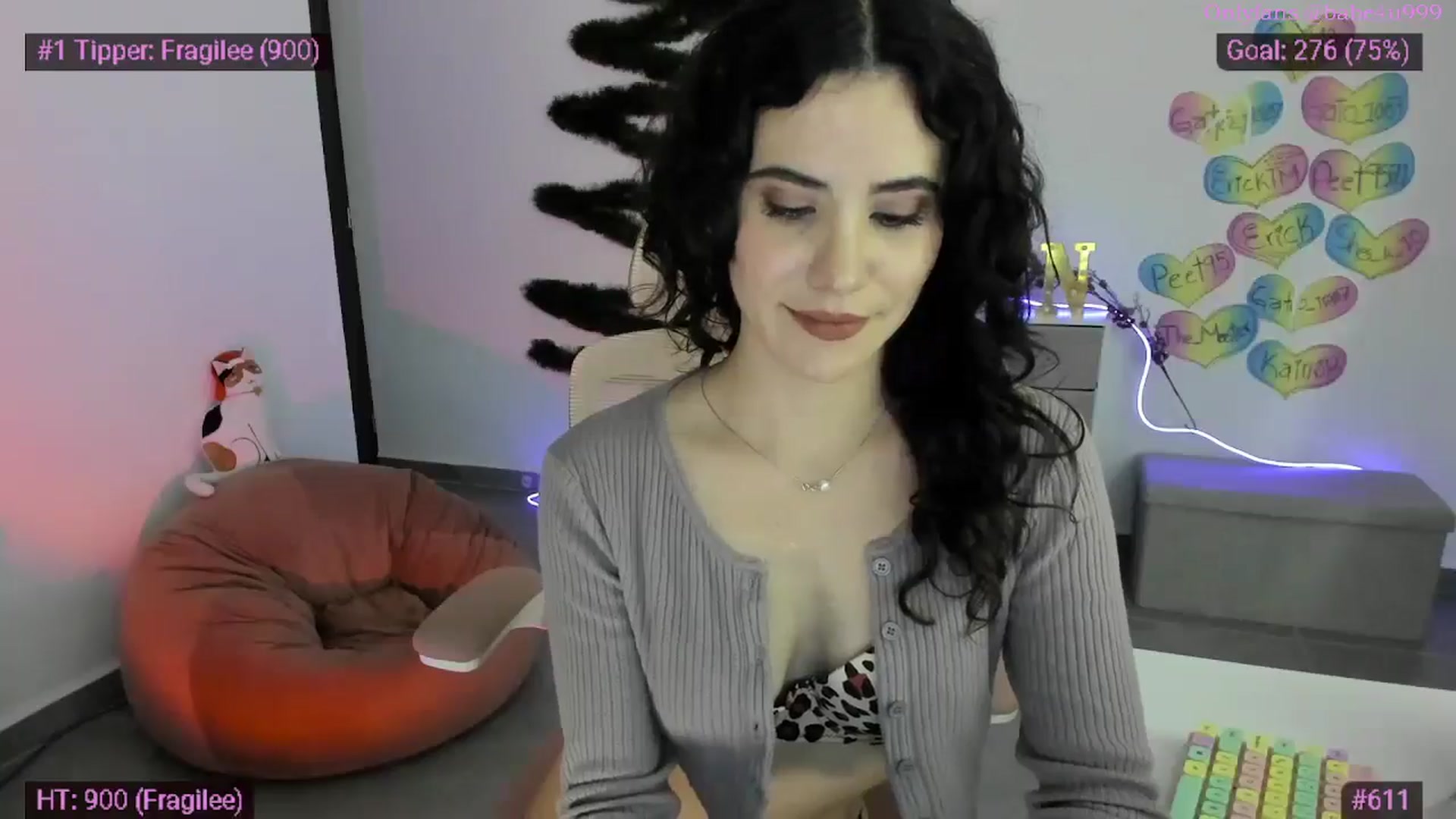 Gallery image thumbnail from MiauuB's myfreecams stream on, 12/09/2025, 01:11 image 9 of 20