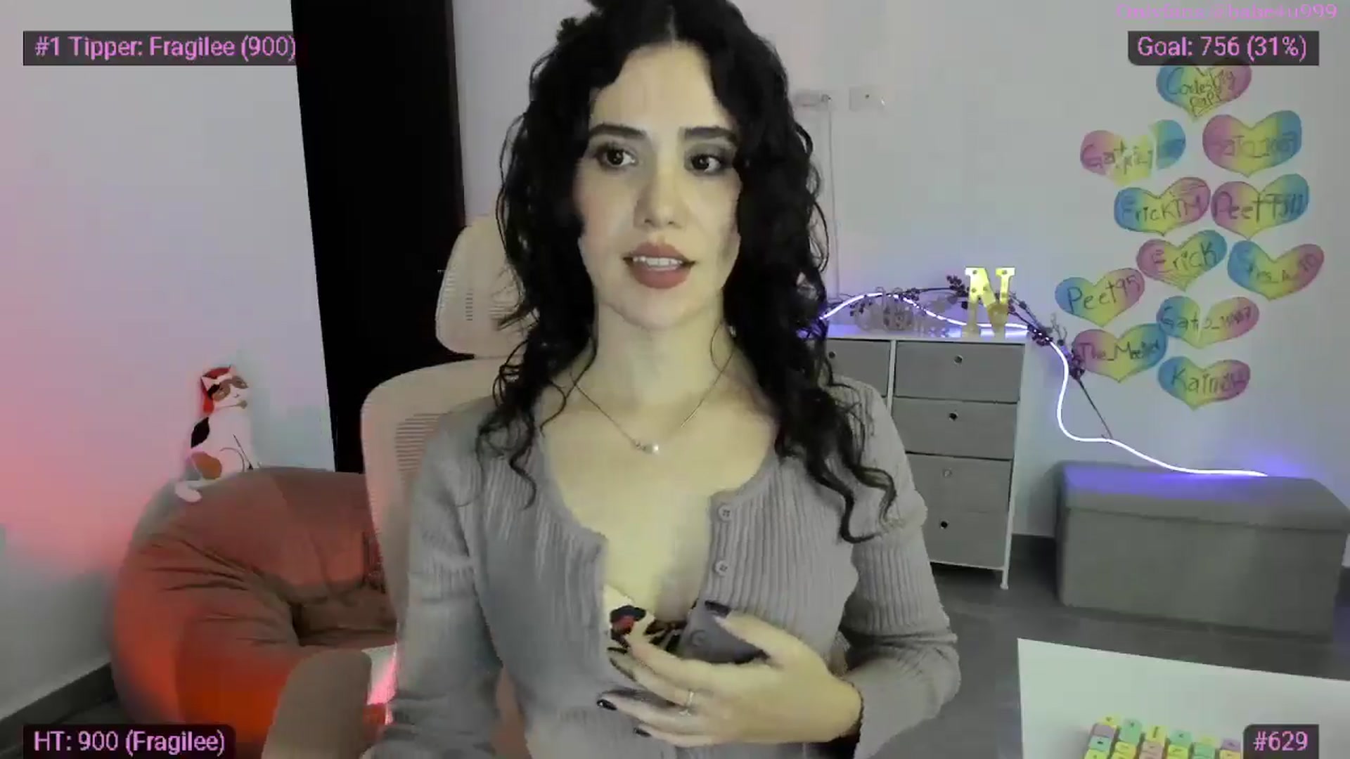 Gallery image thumbnail from MiauuB's myfreecams stream on, 12/09/2025, 02:58 image 5 of 20