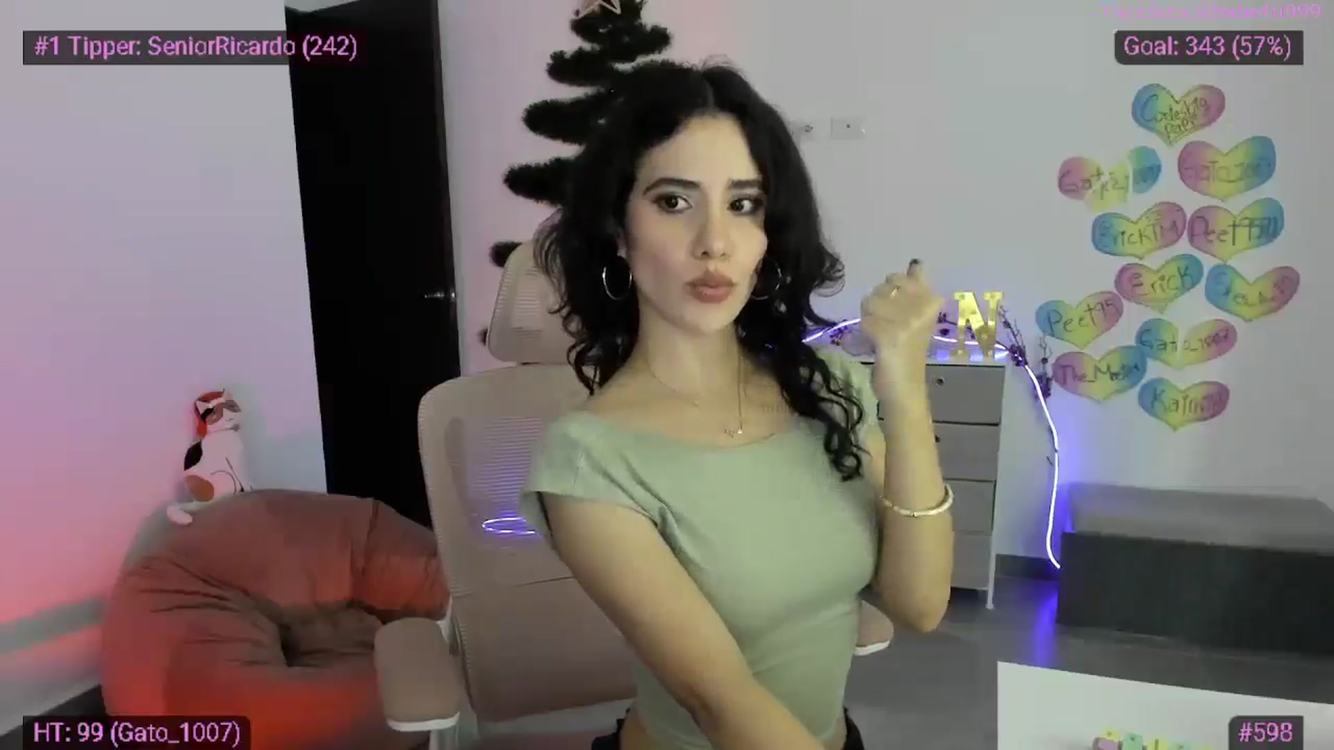Gallery image thumbnail from MiauuB's myfreecams stream on, 12/10/2025, 01:32 image 9 of 20