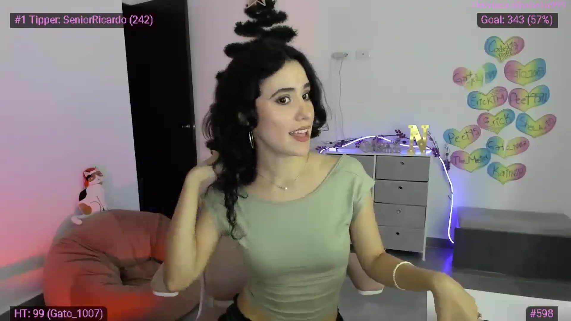 Gallery image thumbnail from MiauuB's myfreecams stream on, 12/10/2025, 01:32 image 3 of 20