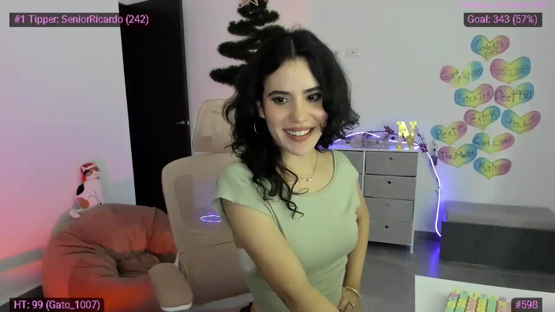 Gallery image thumbnail from MiauuB's myfreecams stream on, 12/10/2025, 01:32 image 4 of 20