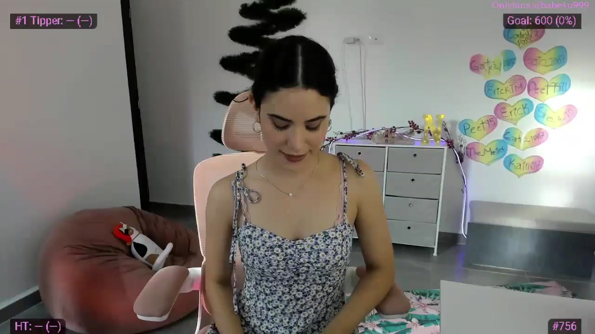 Gallery image thumbnail from MiauuB's myfreecams stream on, 12/11/2025, 22:47 image 4 of 20