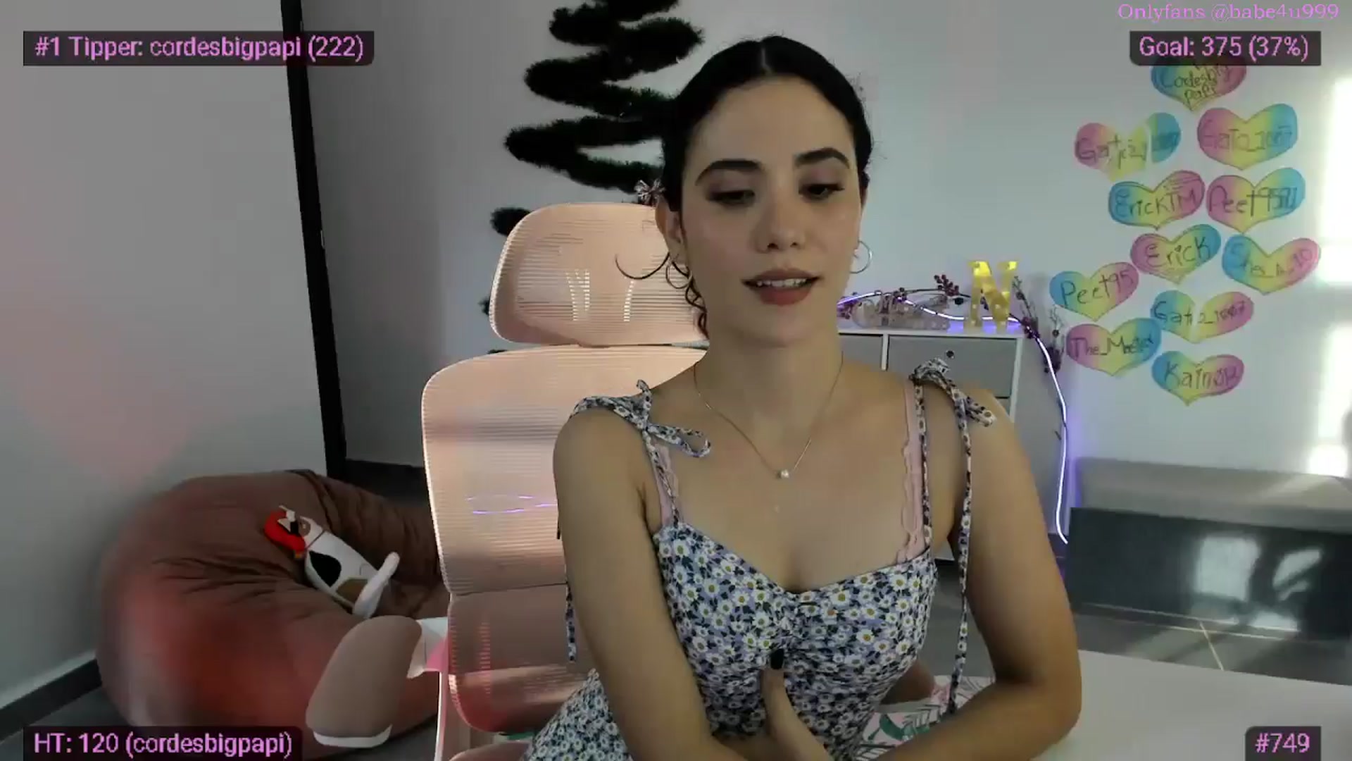 Gallery image thumbnail from MiauuB's myfreecams stream on, 12/11/2025, 22:47 image 14 of 20