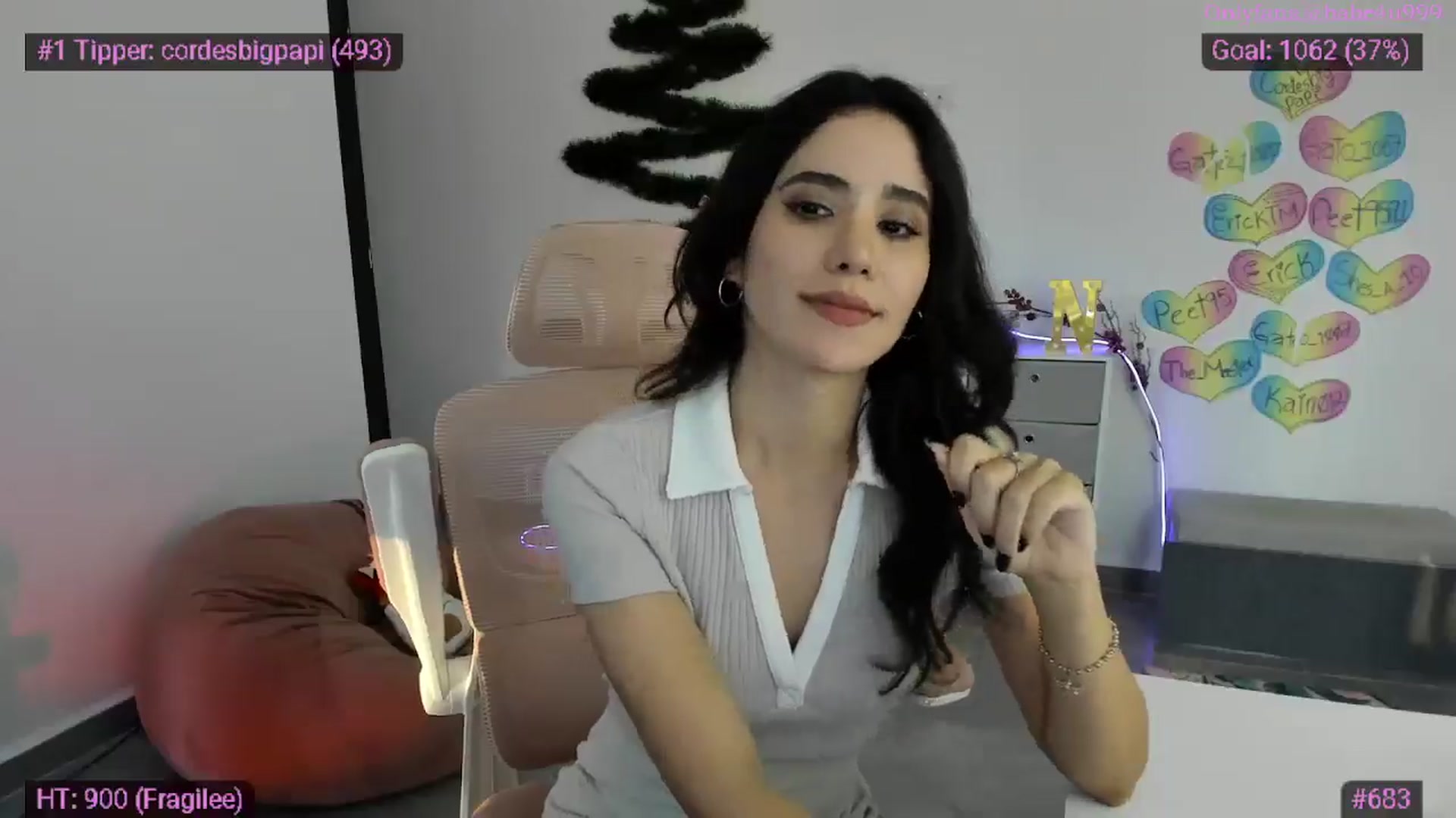 Gallery image thumbnail from MiauuB's myfreecams stream on, 12/16/2025, 23:44 image 12 of 20