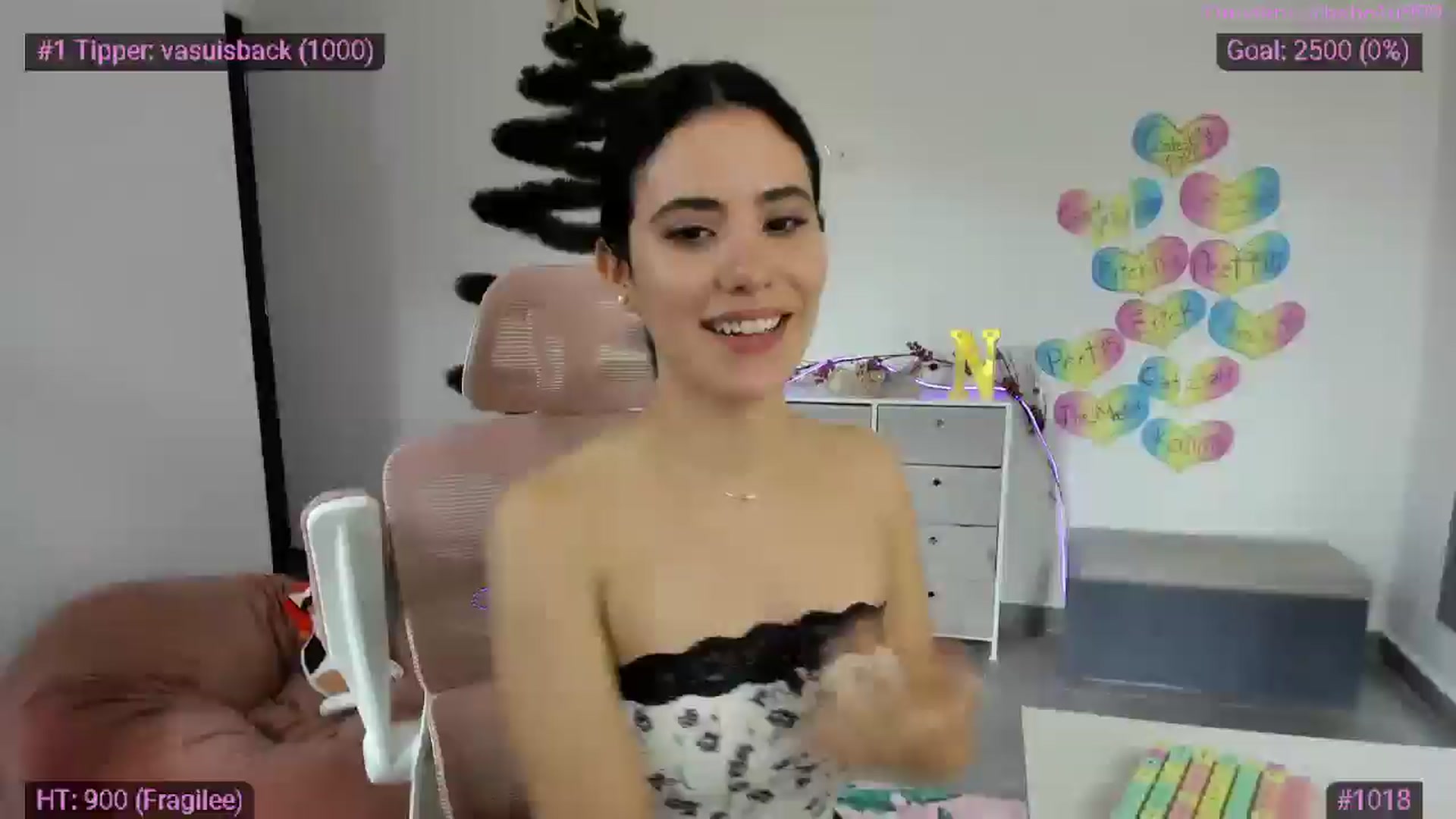 Gallery image thumbnail from MiauuB's myfreecams stream on, 12/31/2025, 21:14 image 13 of 20