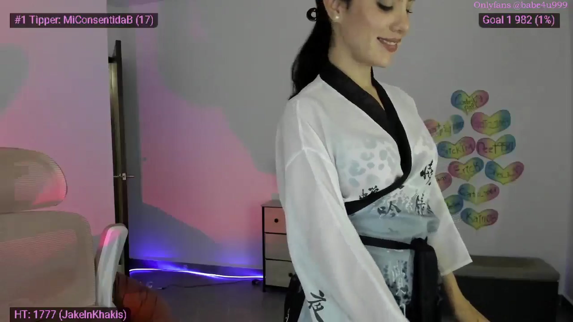 Gallery image thumbnail from MiauuB's myfreecams stream on, 01/27/2026, 04:09 image 10 of 20