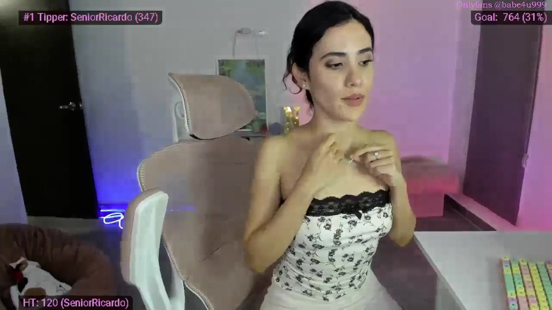 Gallery image thumbnail from MiauuB's myfreecams stream on, 03/02/2026, 02:54 image 8 of 20