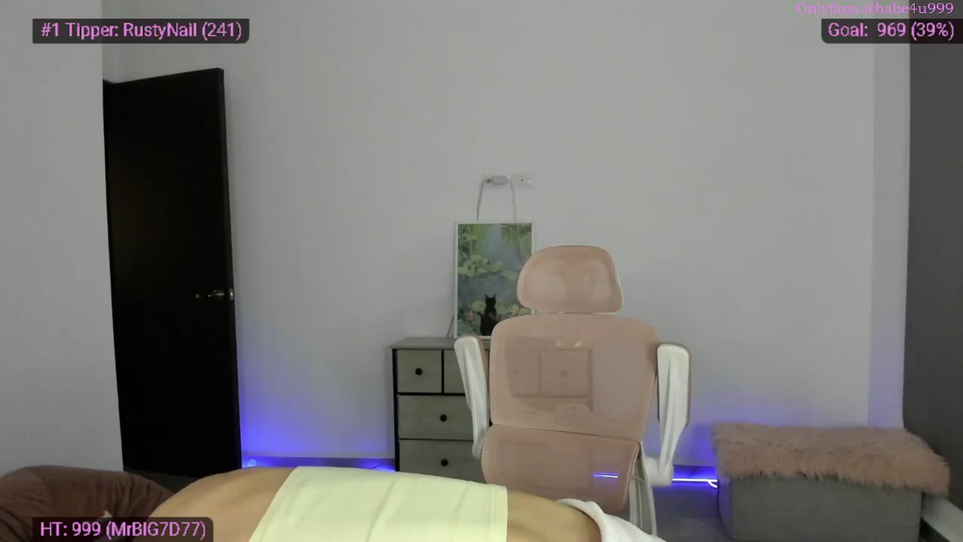 Gallery image thumbnail from MiauuB's myfreecams stream on, 03/19/2026, 03:05 image 4 of 20