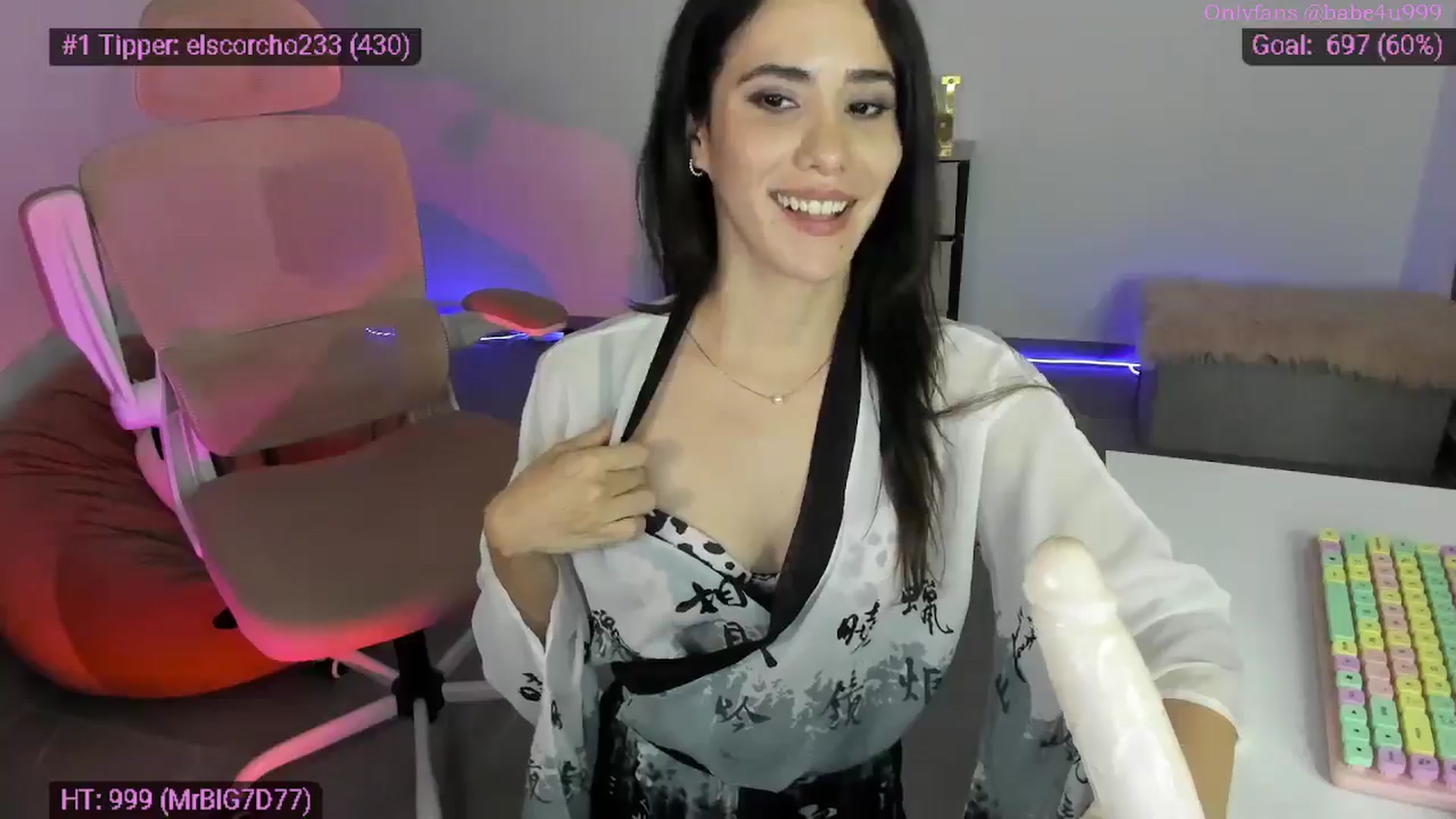 Gallery image thumbnail from MiauuB's myfreecams stream on, 03/23/2026, 24:50 image 20 of 20