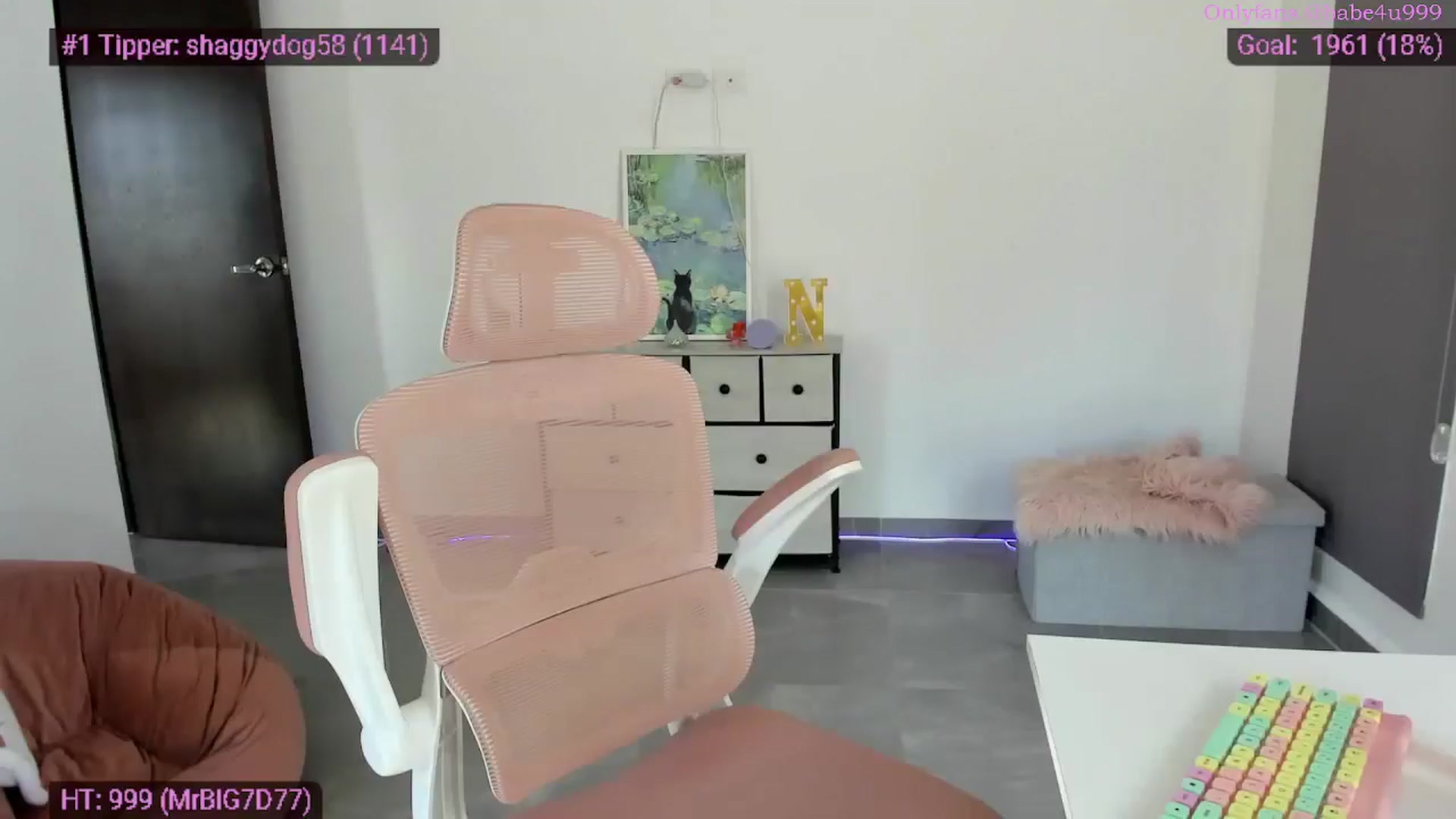 Gallery image thumbnail from MiauuB's myfreecams stream on, 03/24/2026, 22:04 image 19 of 20