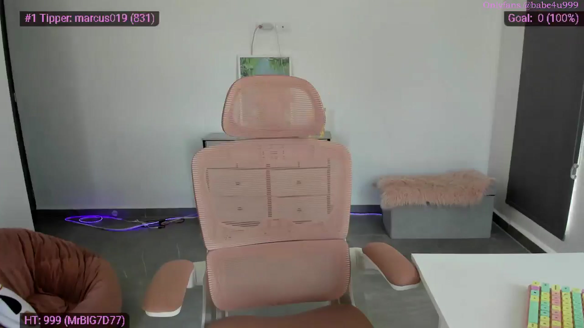 Gallery image thumbnail from MiauuB's myfreecams stream on, 03/29/2026, 20:57 image 16 of 20