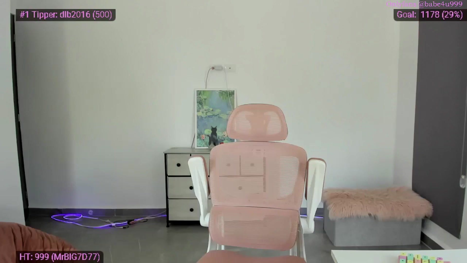 Gallery image thumbnail from MiauuB's myfreecams stream on, 03/30/2026, 20:48 image 18 of 20