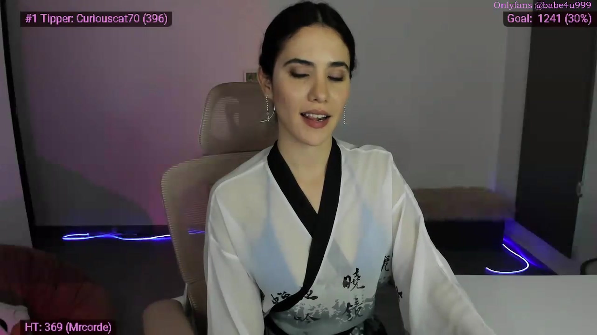 Gallery image thumbnail from MiauuB's myfreecams stream on, 05/12/2026, 02:13 image 7 of 20