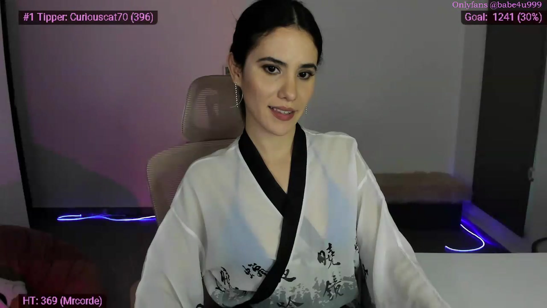 Gallery image thumbnail from MiauuB's myfreecams stream on, 05/12/2026, 02:13 image 8 of 20