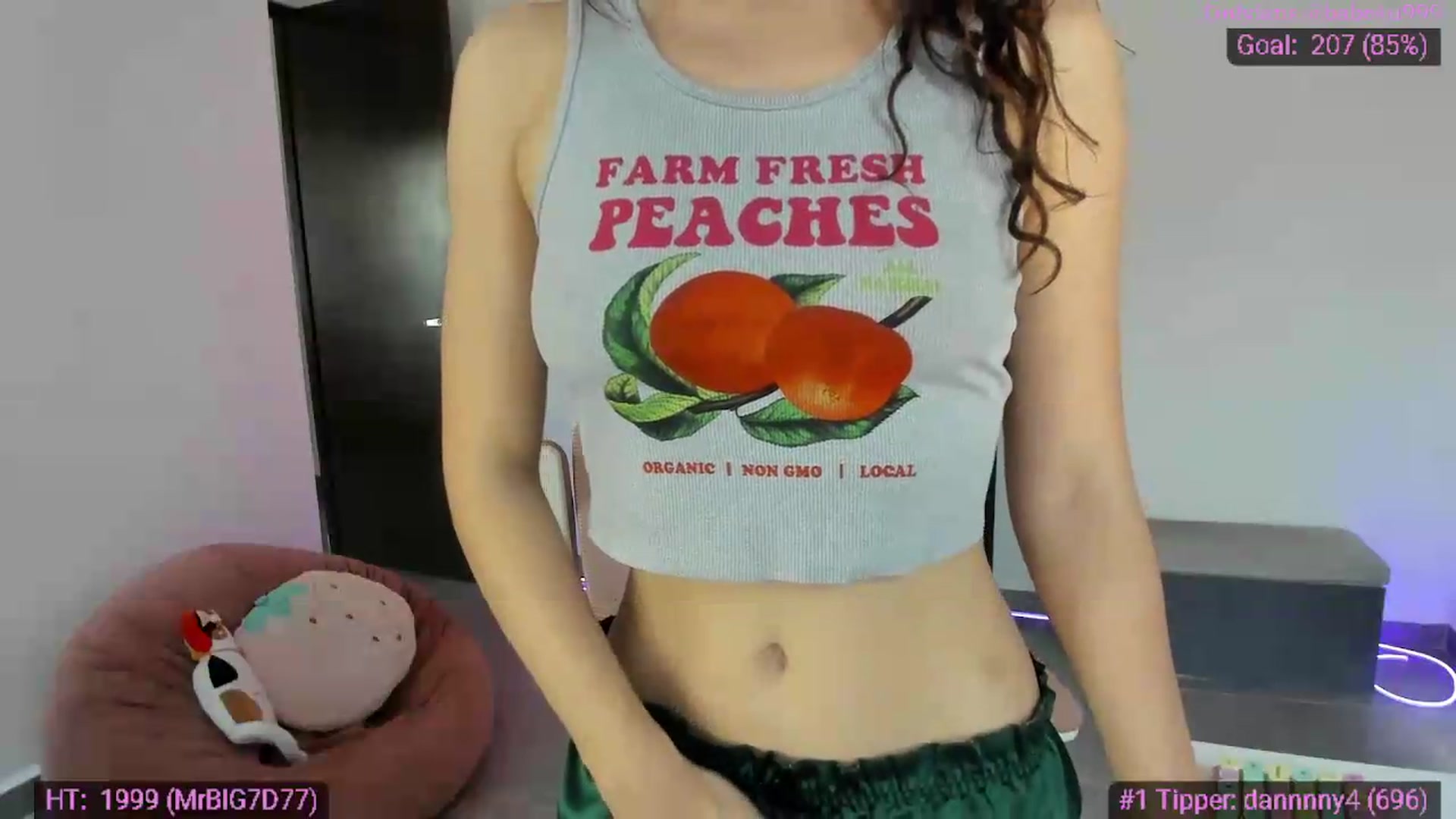 Gallery image thumbnail from MiauuB's myfreecams stream on, 07/29/2026, 23:55 image 14 of 20