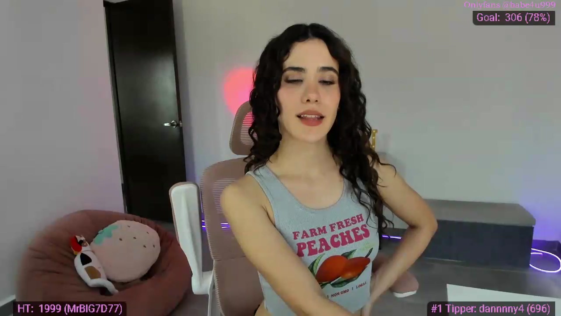 Gallery image thumbnail from MiauuB's myfreecams stream on, 07/29/2026, 23:55 image 7 of 20