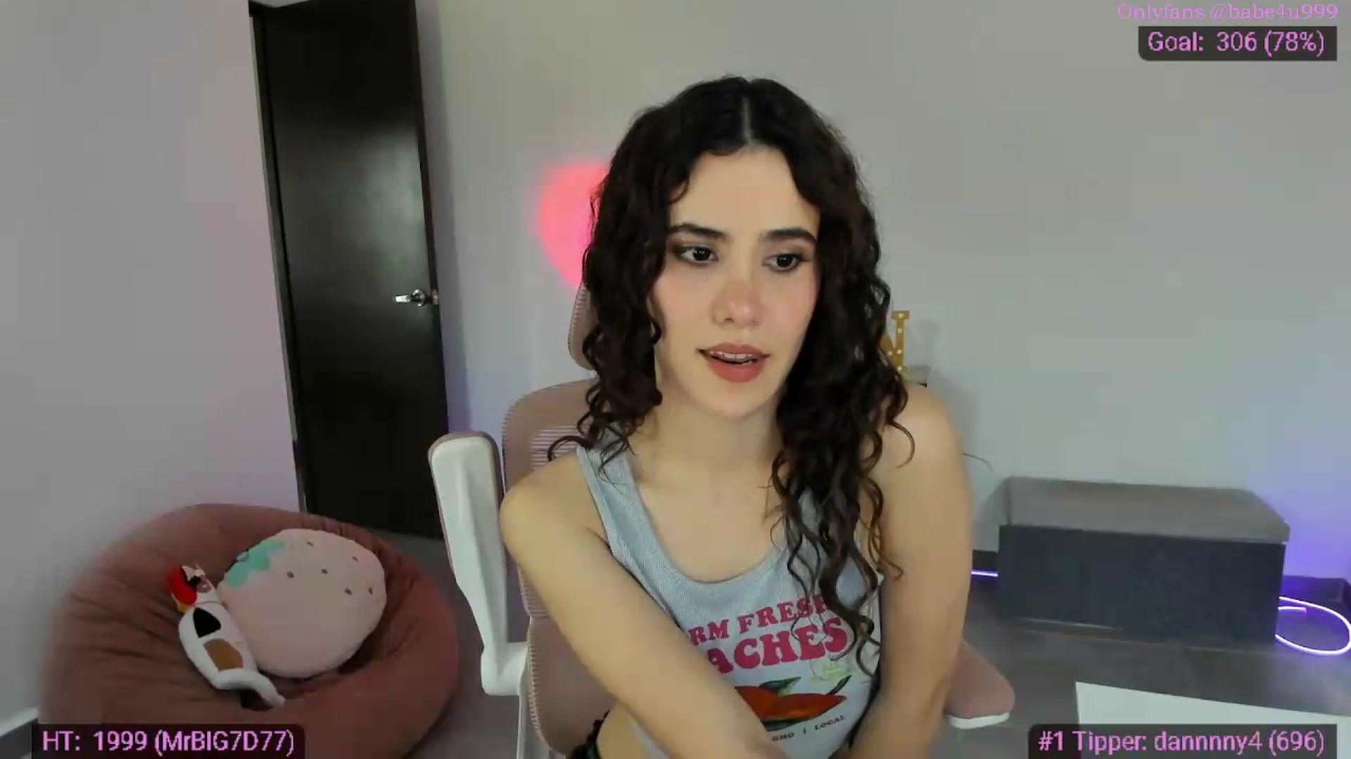 Gallery image thumbnail from MiauuB's myfreecams stream on, 07/29/2026, 23:55 image 8 of 20