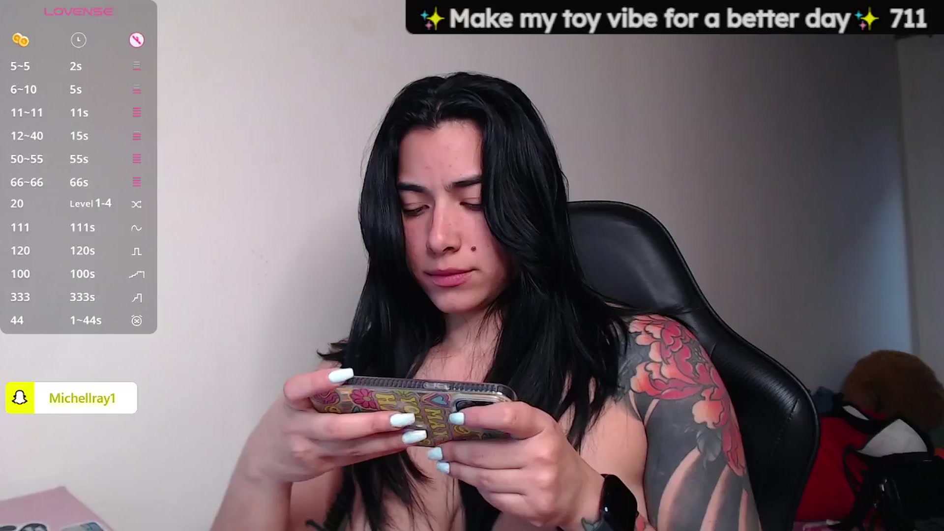 Gallery image thumbnail from MichellRay's myfreecams stream on, 02/09/2026, 23:16 image 18 of 20