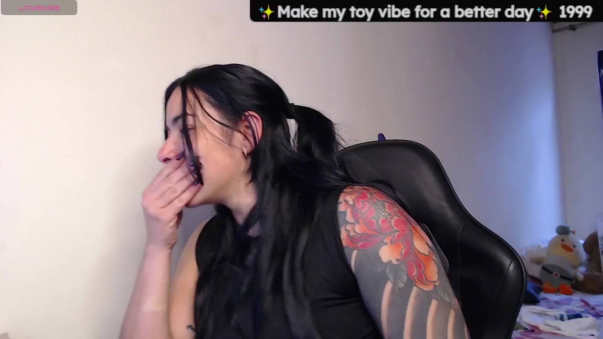 Gallery image thumbnail from MichellRay's myfreecams stream on, 02/22/2026, 19:35 image 1 of 20