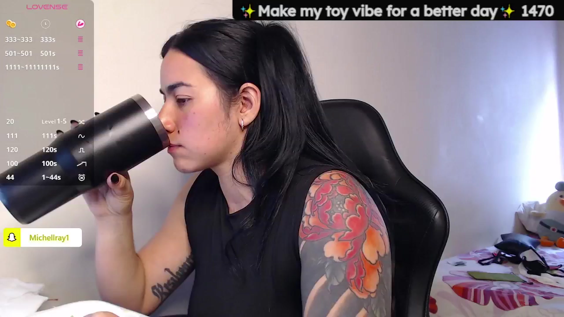 Gallery image thumbnail from MichellRay's myfreecams stream on, 02/22/2026, 19:35 image 19 of 20