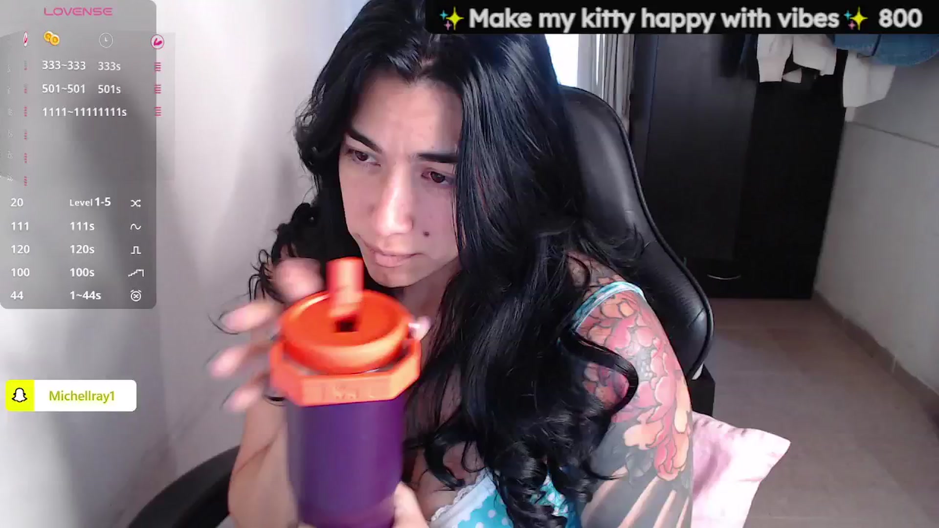 Gallery image thumbnail from MichellRay's myfreecams stream on, 03/08/2026, 19:25 image 9 of 20