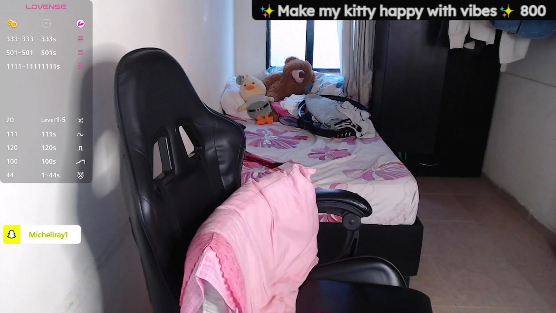 Gallery image thumbnail from MichellRay's myfreecams stream on, 03/08/2026, 19:25 image 18 of 20
