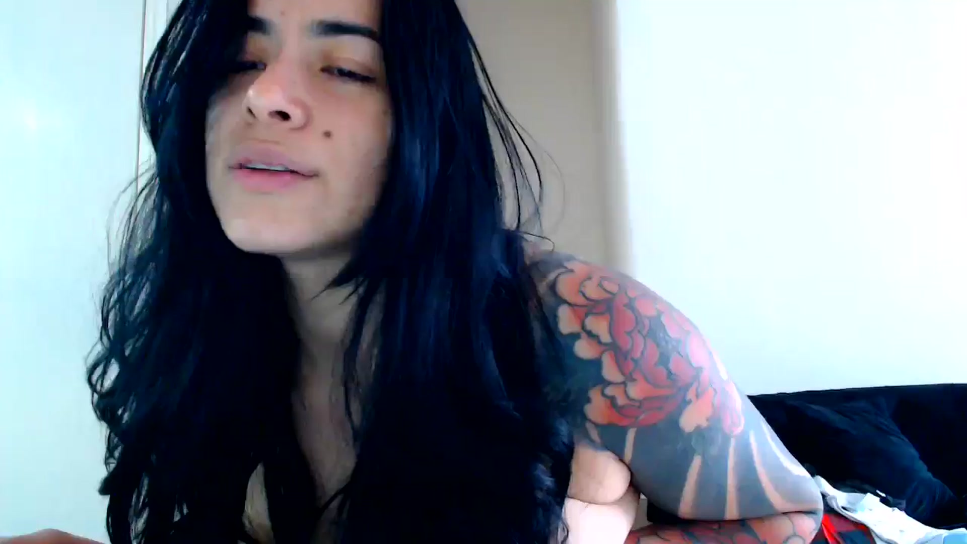 Gallery image thumbnail from MichellRay's myfreecams stream on, 03/12/2026, 17:46 image 8 of 20