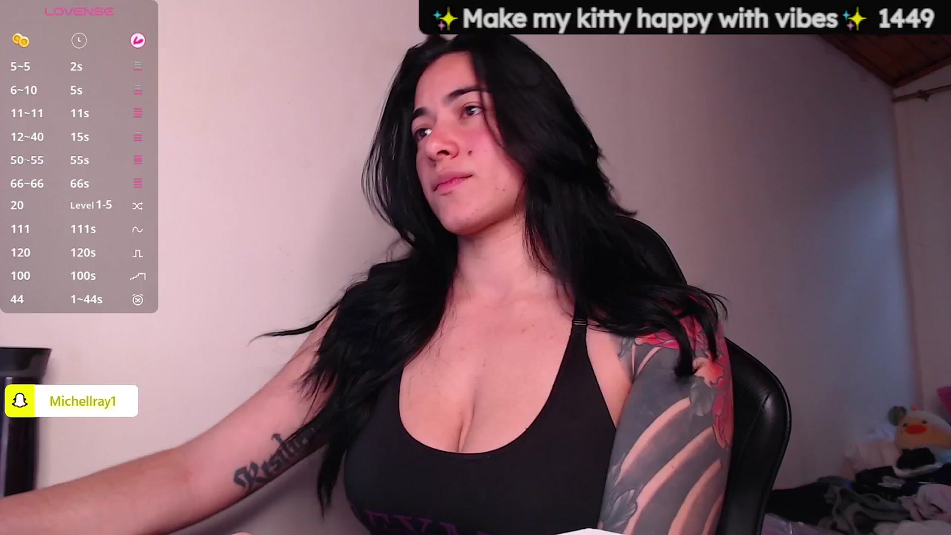 Gallery image thumbnail from MichellRay's myfreecams stream on, 03/19/2026, 20:07 image 3 of 20