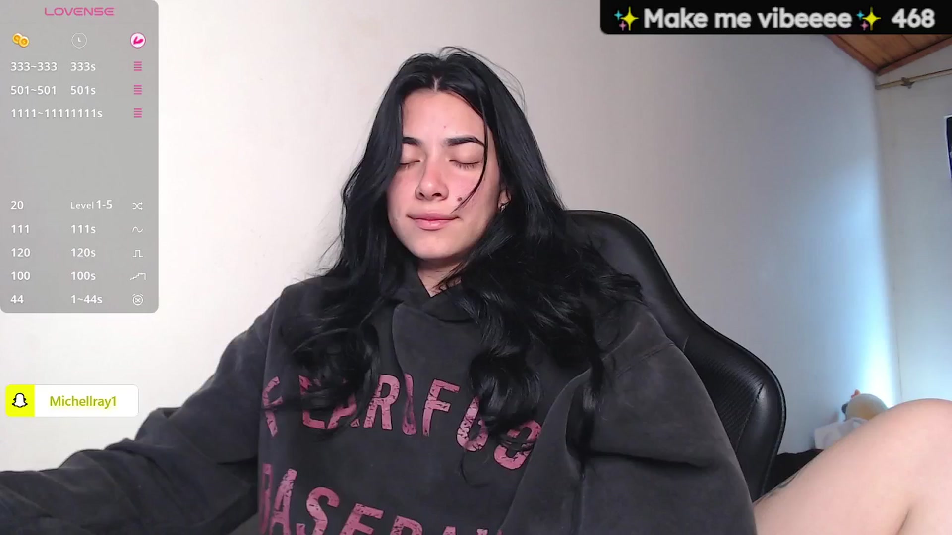 Gallery image thumbnail from MichellRay's myfreecams stream on, 03/26/2026, 15:05 image 12 of 20