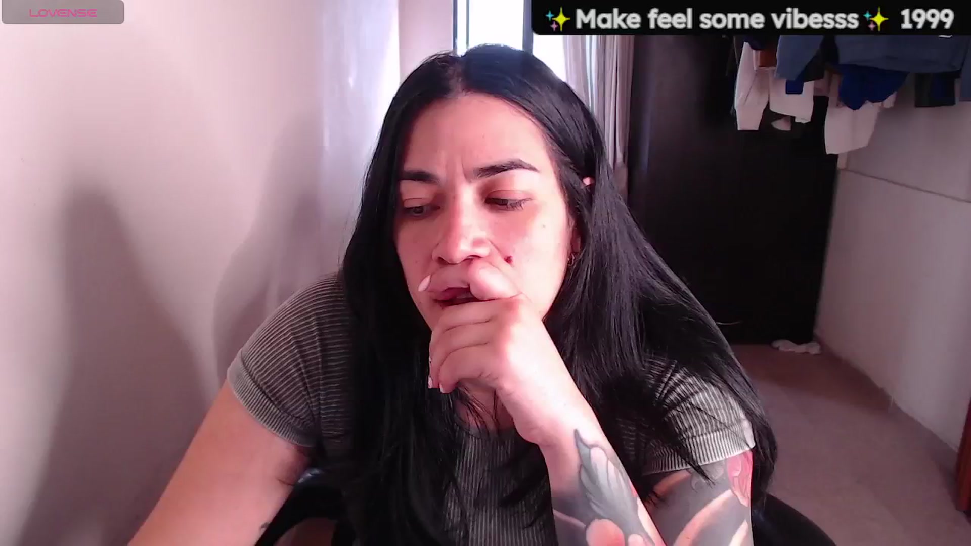 Gallery image thumbnail from MichellRay's myfreecams stream on, 04/13/2026, 19:10 image 19 of 20