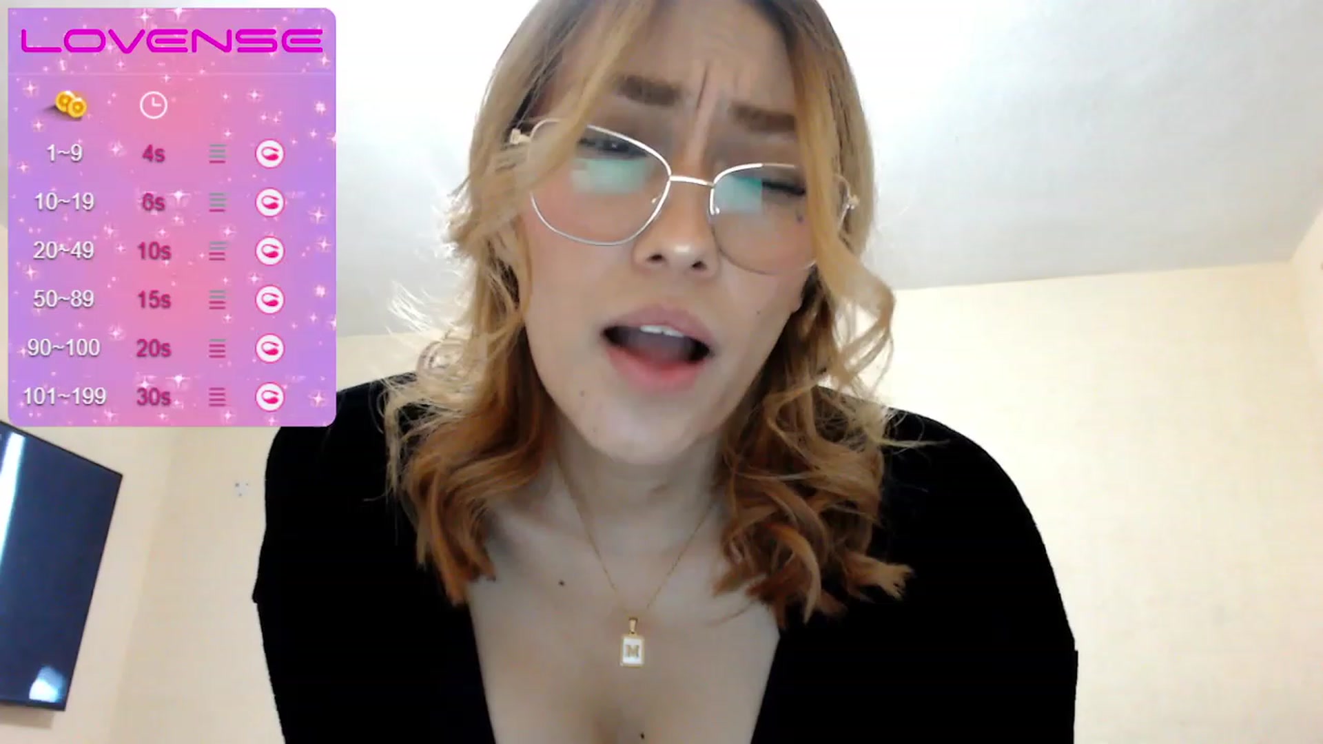 Gallery image thumbnail from MichelleFerry's myfreecams stream on, 11/19/2022, 18:13 image 20 of 20