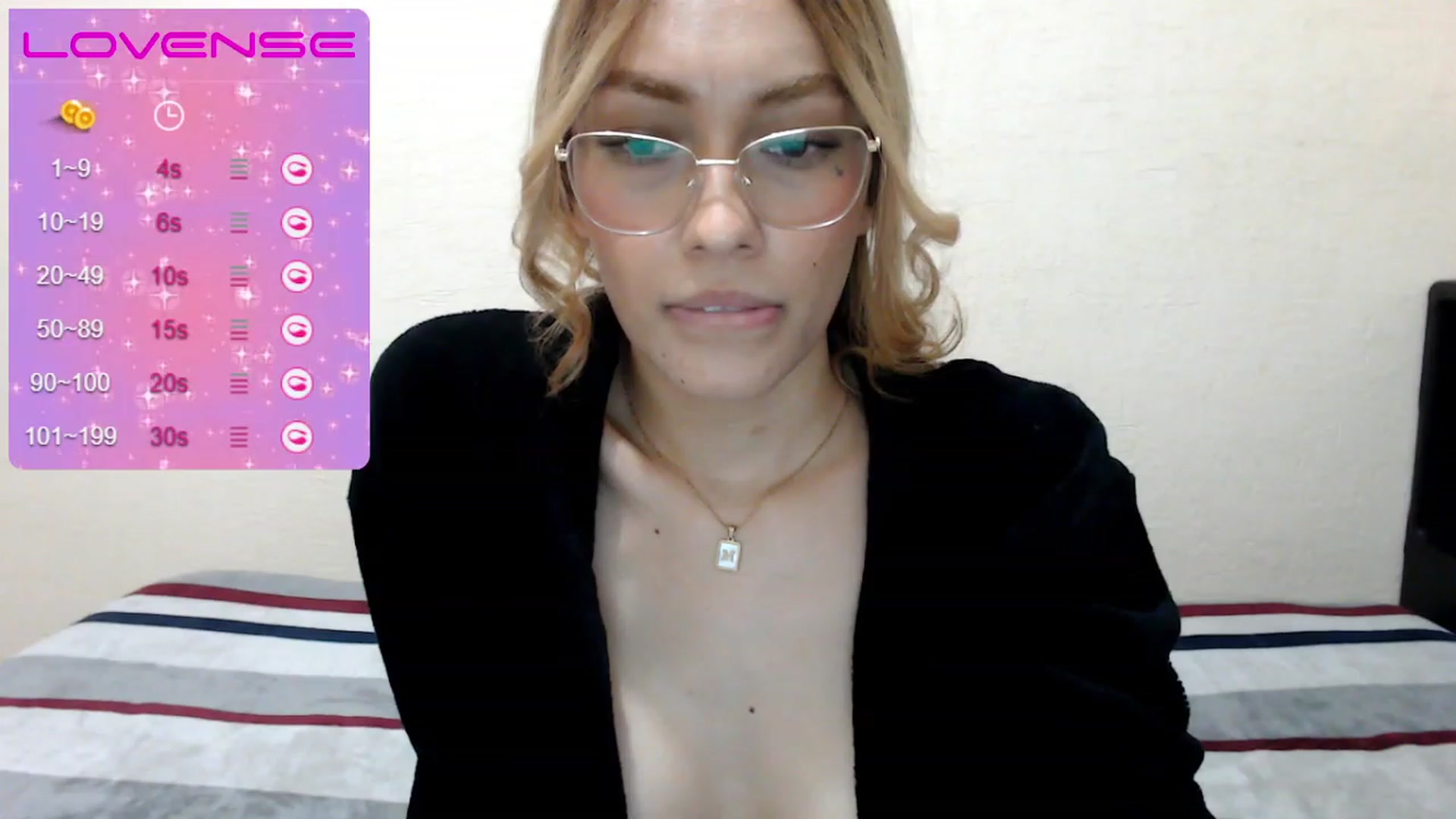 Gallery image thumbnail from MichelleFerry's myfreecams stream on, 11/19/2022, 01:31 image 11 of 20