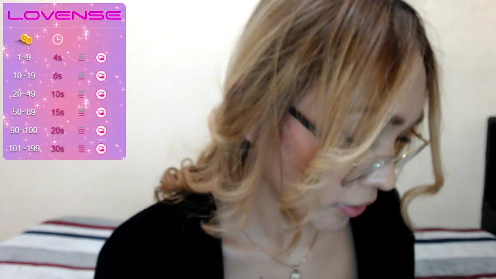 Gallery image thumbnail from MichelleFerry's myfreecams stream on, 11/19/2022, 01:31 image 5 of 20