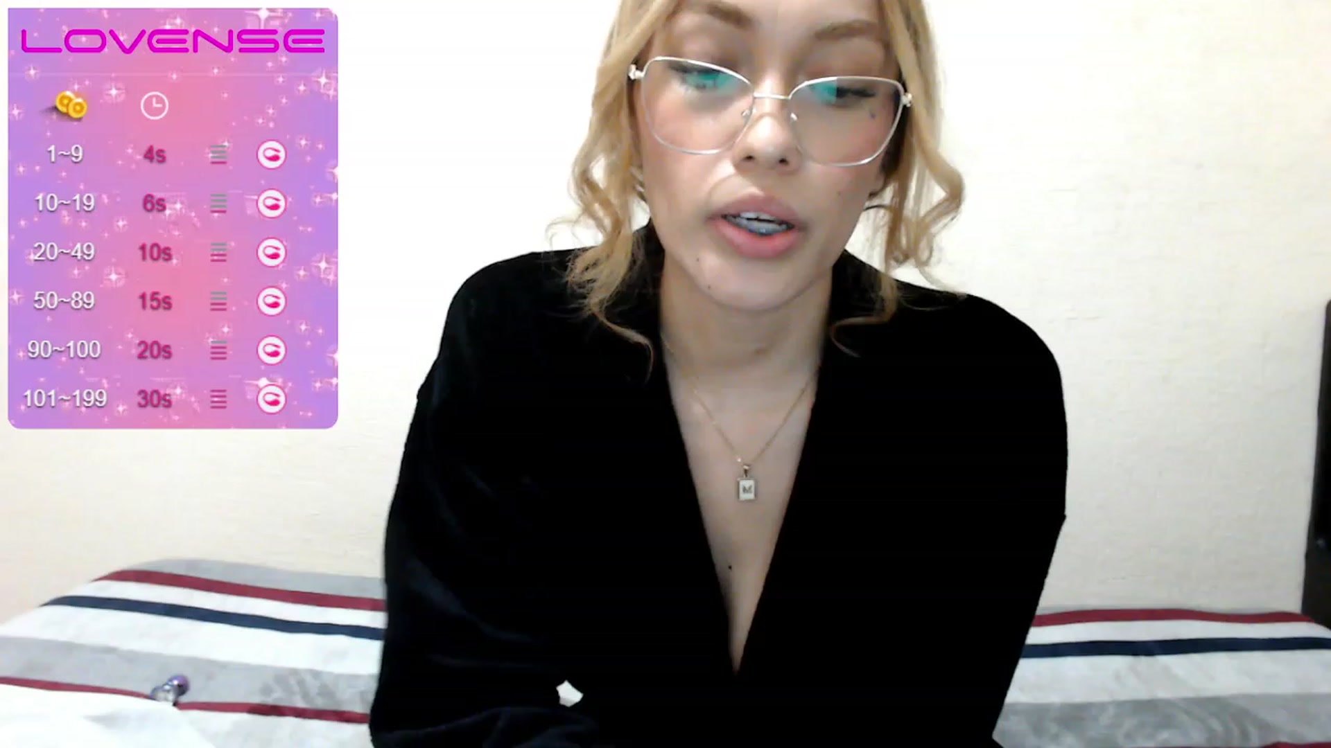 Gallery image thumbnail from MichelleFerry's myfreecams stream on, 11/19/2022, 02:52 image 12 of 20