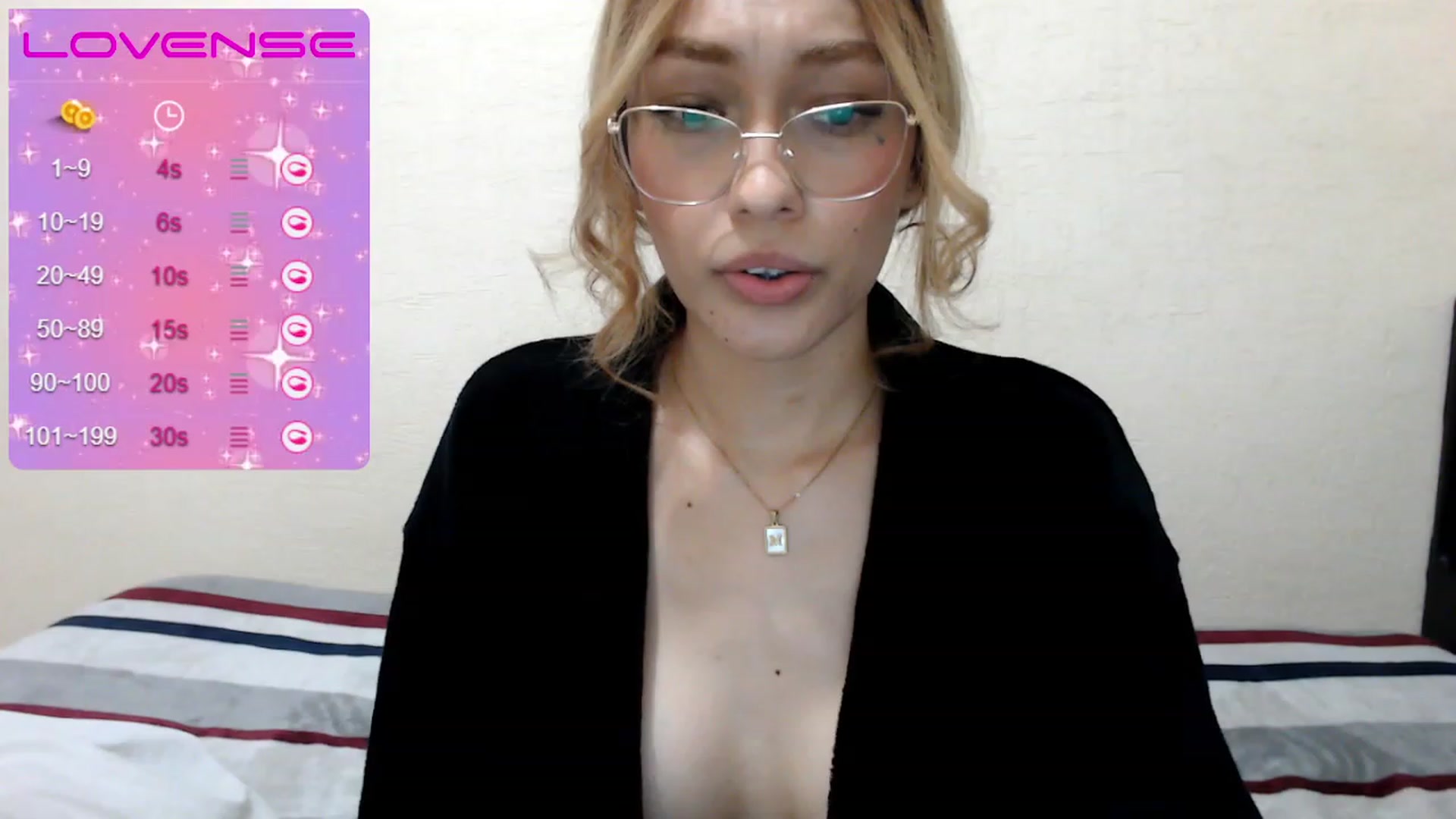 Gallery image thumbnail from MichelleFerry's myfreecams stream on, 11/19/2022, 02:52 image 18 of 20