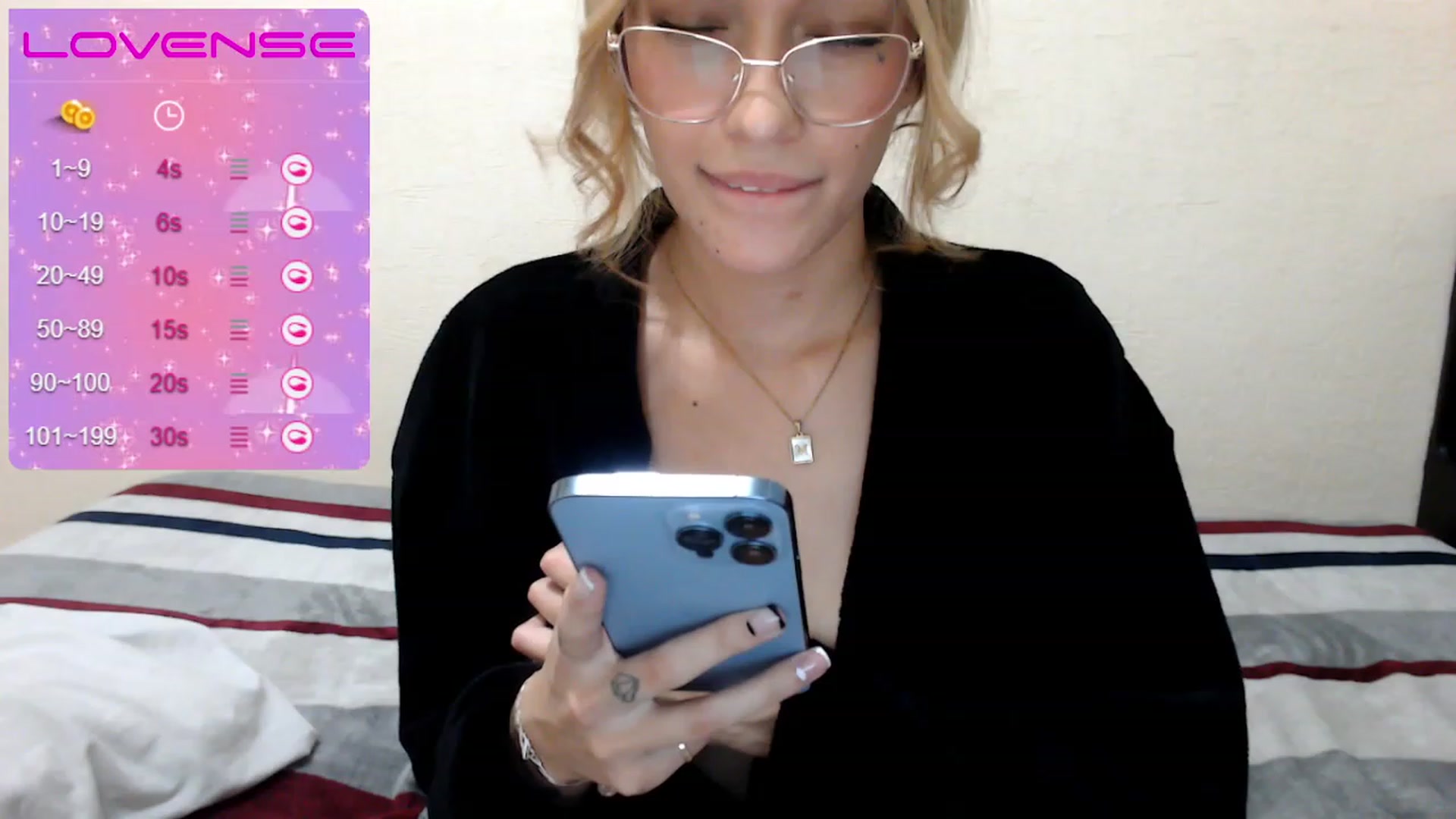 Gallery image thumbnail from MichelleFerry's myfreecams stream on, 11/19/2022, 02:52 image 16 of 20