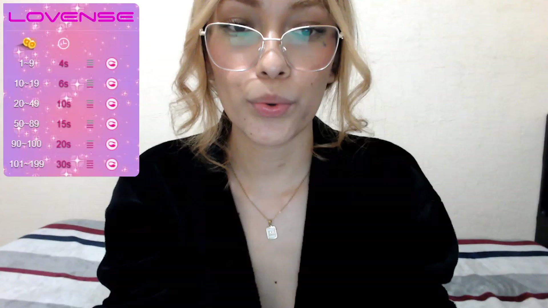 Gallery image thumbnail from MichelleFerry's myfreecams stream on, 11/19/2022, 03:26 image 14 of 20
