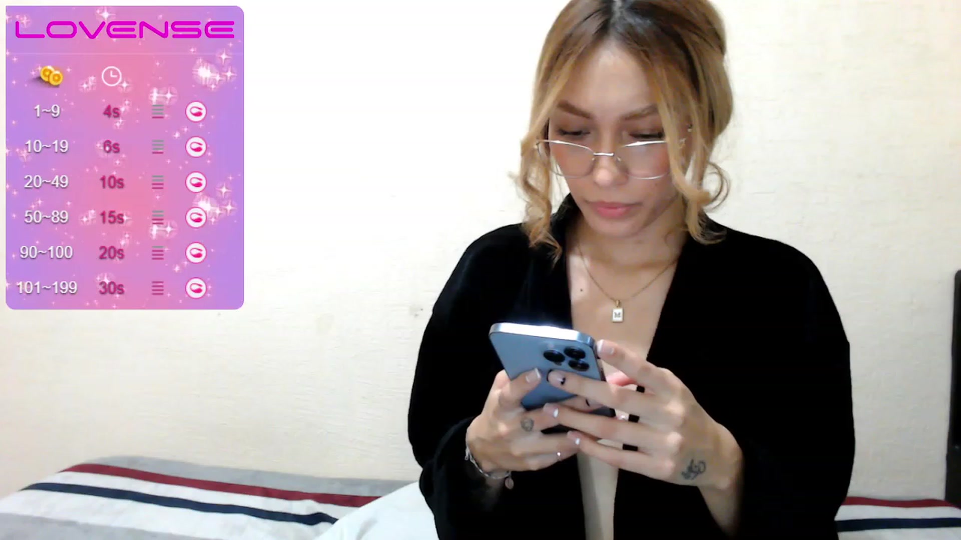 Gallery image thumbnail from MichelleFerry's myfreecams stream on, 11/19/2022, 03:26 image 9 of 20