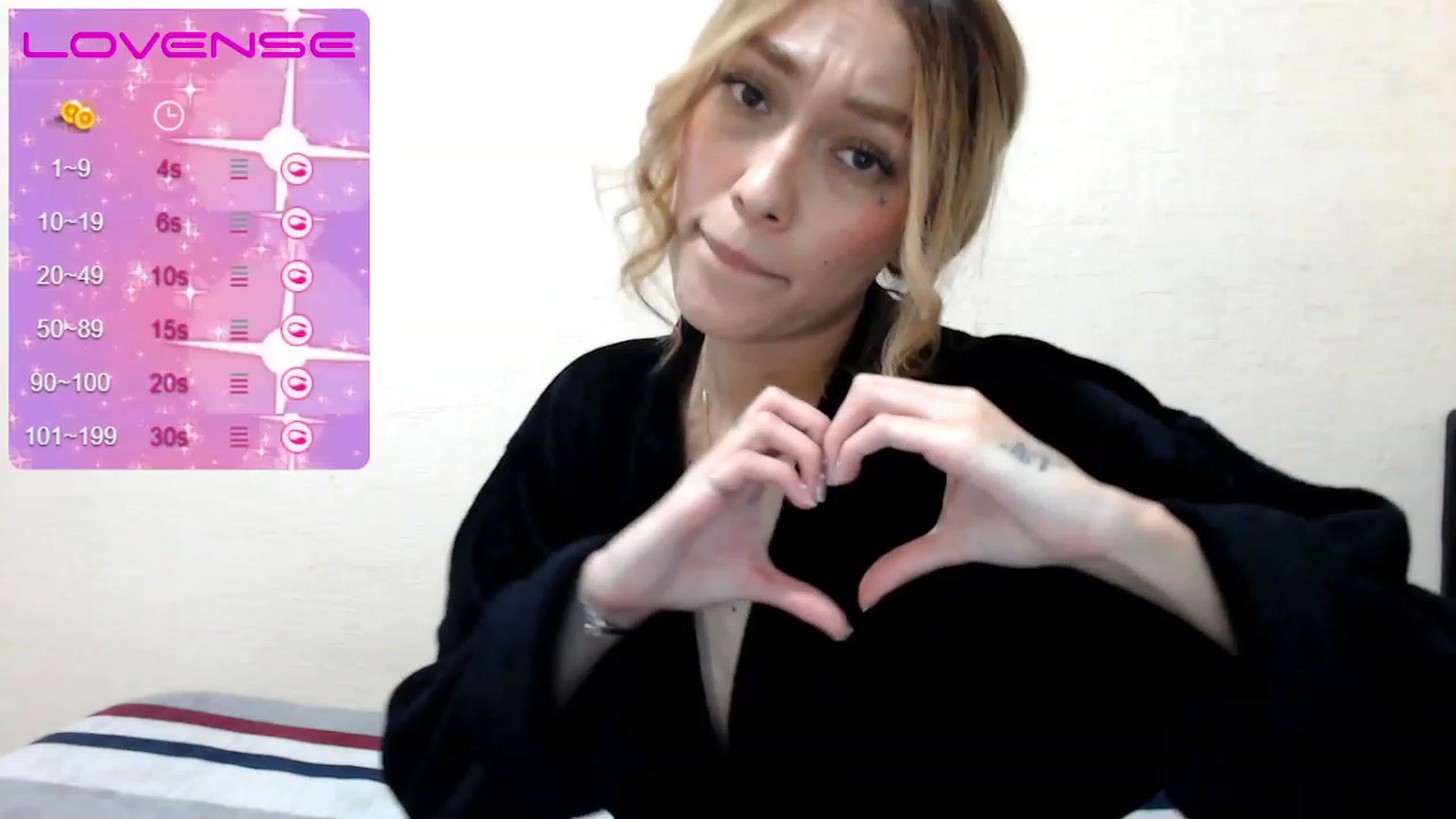 Gallery image thumbnail from MichelleFerry's myfreecams stream on, 11/19/2022, 03:26 image 10 of 20