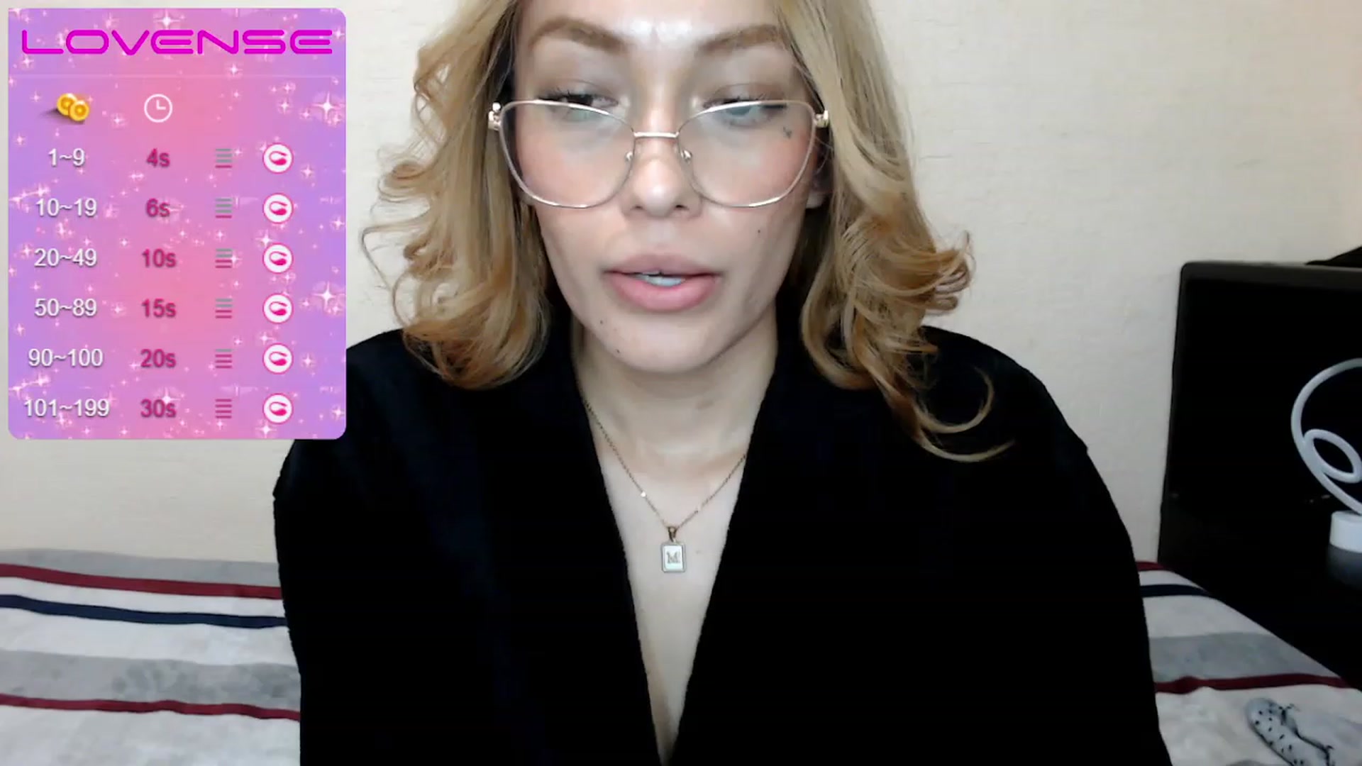 Gallery image thumbnail from MichelleFerry's myfreecams stream on, 11/19/2022, 04:57 image 6 of 20
