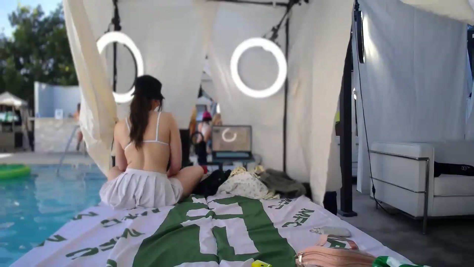 Gallery image thumbnail from MichelleMadz's myfreecams stream on, 05/20/2026, 01:05 image 11 of 20