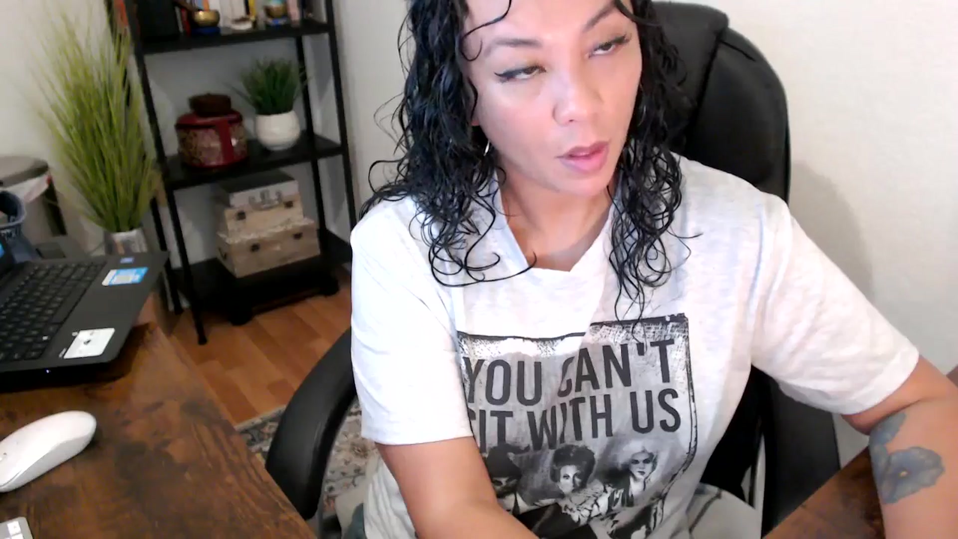 Gallery image thumbnail from MickaylaMinx's myfreecams stream on, 09/13/2024, 15:33 image 12 of 20