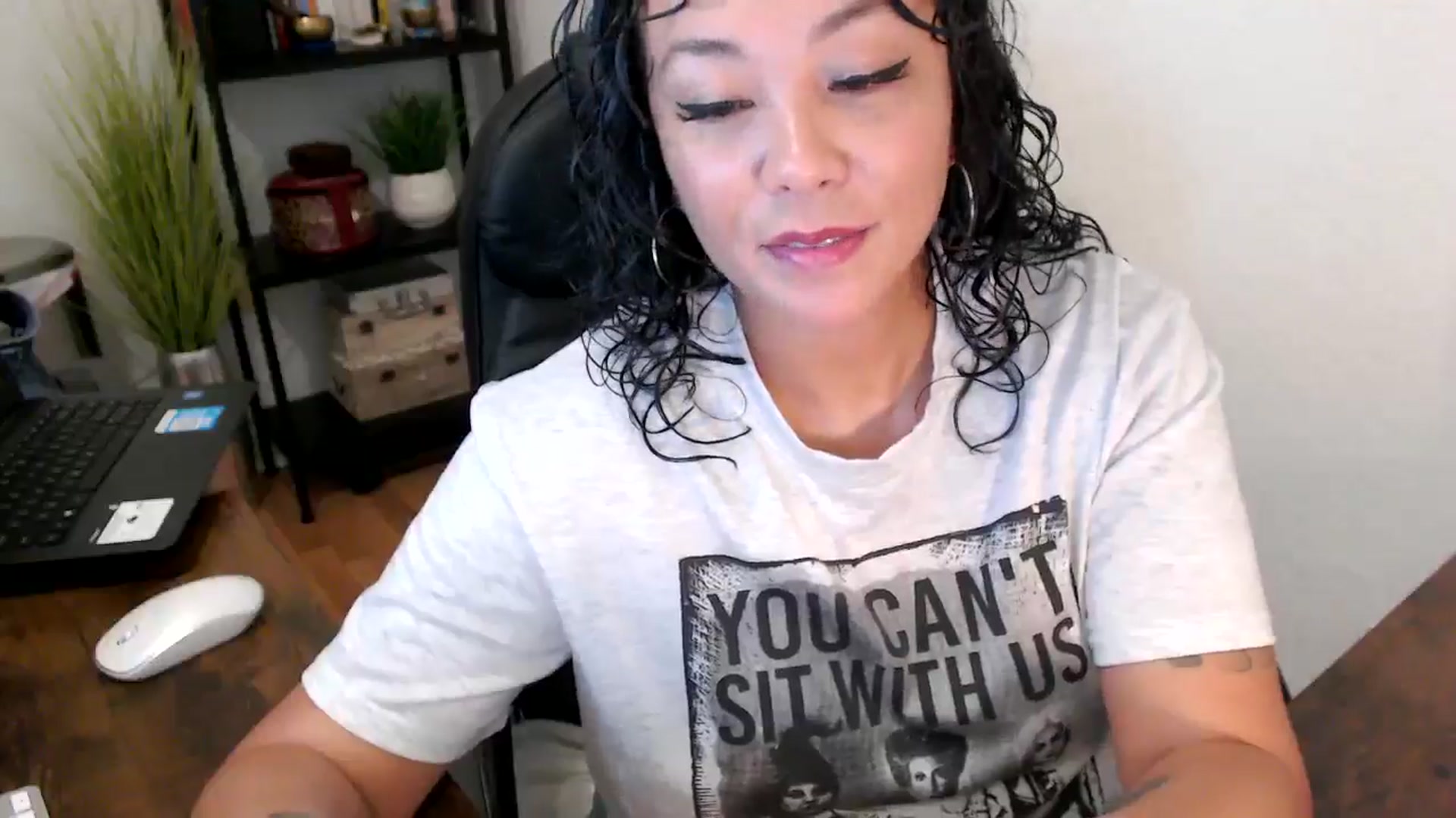 Gallery image thumbnail from MickaylaMinx's myfreecams stream on, 09/13/2024, 15:33 image 19 of 20