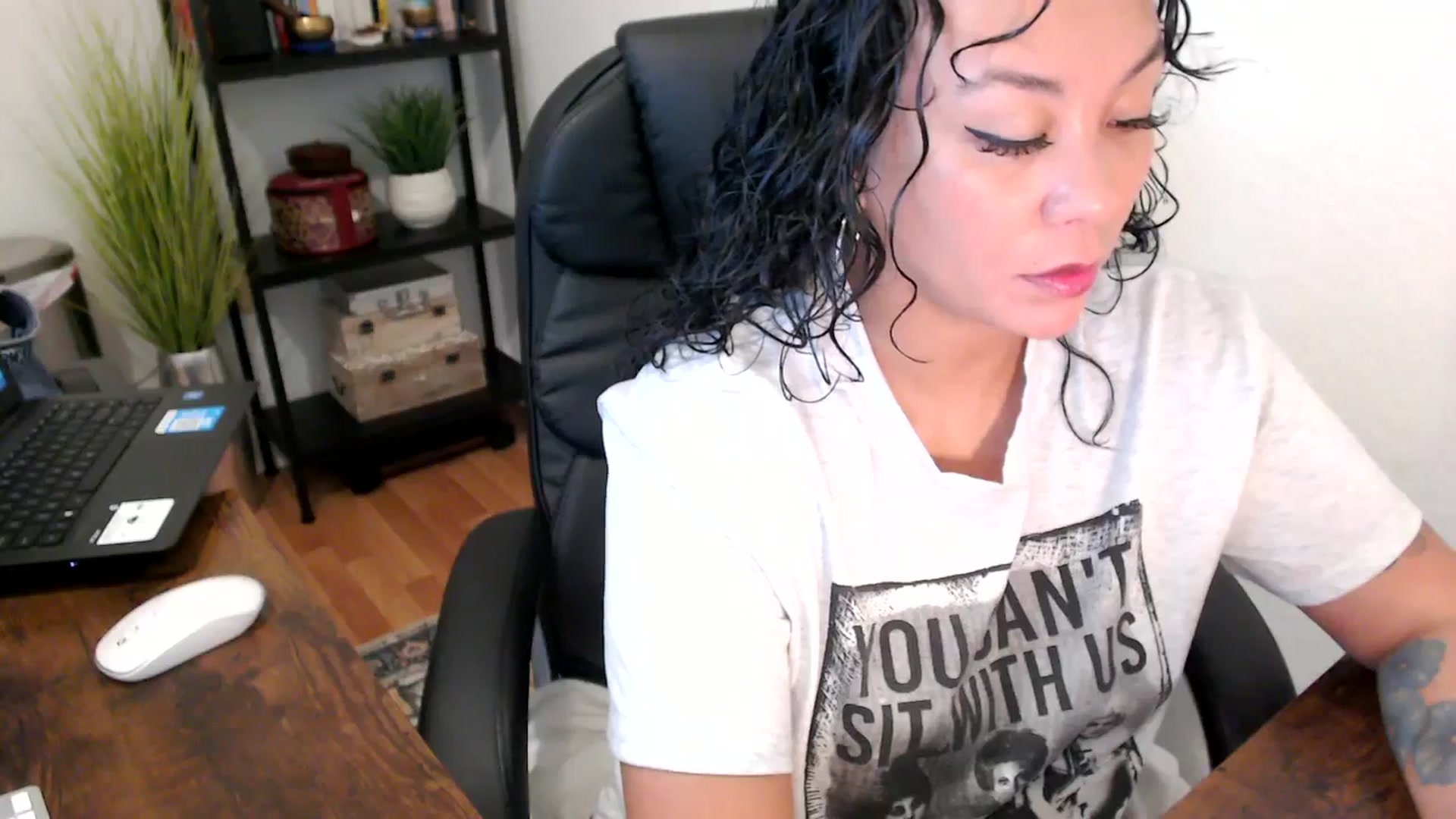 Gallery image thumbnail from MickaylaMinx's myfreecams stream on, 09/13/2024, 15:33 image 16 of 20