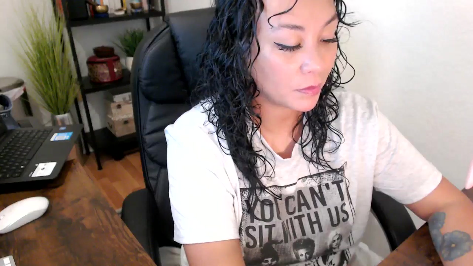 Gallery image thumbnail from MickaylaMinx's myfreecams stream on, 09/13/2024, 16:04 image 6 of 20